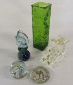 Selection of glassware inc Mdina, F Redd