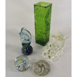 Selection of glassware inc Mdina, F Redd