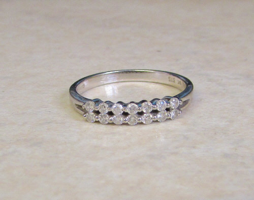9ct white gold diamond ring 0.20 ct size - Image 2 of 2