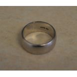 Platinum wedding band, approx 14g, Sheff