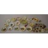 Various small plates, trinket boxes etc