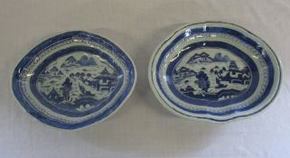 2 19th Century Chinese blue and white di