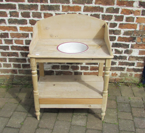 Victorian pine wash stand with bowl