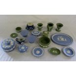 Assorted Wedgwood Jasperware (6 af)