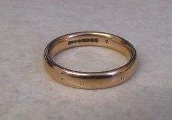 9ct gold wedding band size 0 weight 4.1