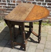 Oak oval gate leg table