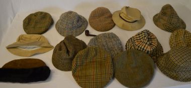 Various hats and flat caps (mainly gents