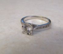 9ct white gold diamond ring approx 0.40