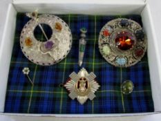Assorted Scottish kilt brooches/regalia