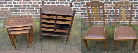 Nest of 3 tables and a stationery / shop