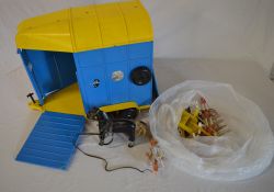 Sindy horse trailer with figures and acc