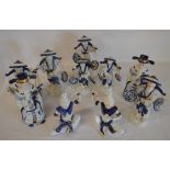 Blue & white oriental style figures