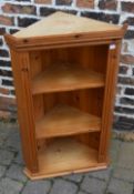 Small pine open corner unit