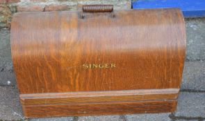 Singer sewing machine (locked)