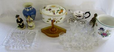 Assorted ceramics inc Worcester Evesham