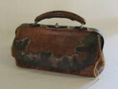 Small leather Gladstone bag