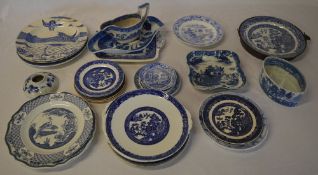 Blue & white ceramics including sauce bo