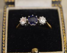 9ct gold and platinum sapphire & diamond