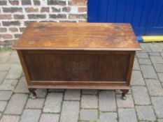 Oak blanket box