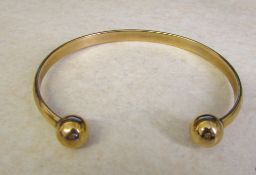 9ct gold torque bangle weight 21.8 g