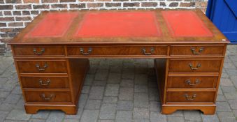 Reproduction Georgian pedestal desk