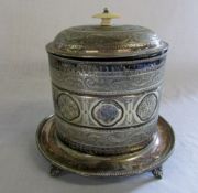 Victorian silver plate biscuit barrel wi