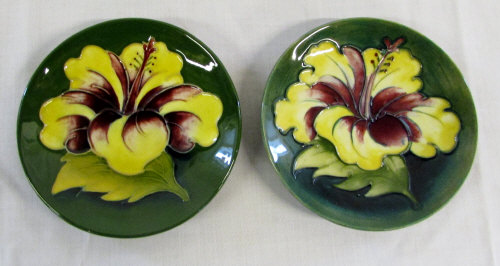 2 Moorcroft green pin dishes 'Hibiscus'