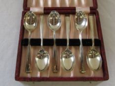 Cased set of silver spoons Sheffield 195