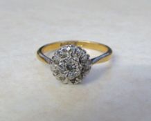18ct gold diamond cluster ring size N