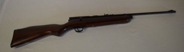 SMK XS7800 .22 air rifle