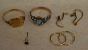 Yellow metal scrap including one ring wi