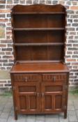 Small oak dresser