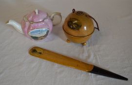 Sutton on Sea teapot, page turner & a Ma