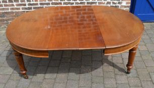 Victorian D end drawleaf dining table wi