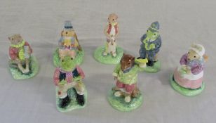 7 Wedgwood Oakapple wood figures inc Hop