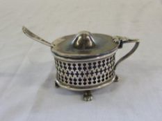 Silver mustard pot Birmingham 1901 spoon