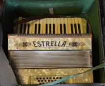 Estrella accordion (af)