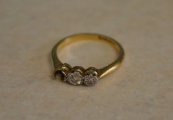 18ct gold diamond ring (one stone missin