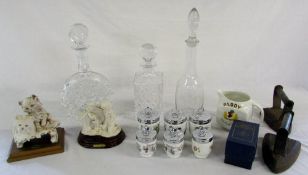 Assorted items inc decanters, Worcester