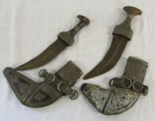 2 Jambiya style daggers