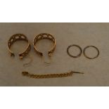 2 pairs of 9ct gold earrings and one loo