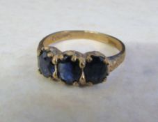 9ct gold 3 stone sapphire ring size K/L