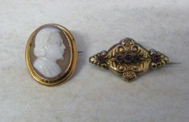 9ct small cameo brooch (total weight 4.7