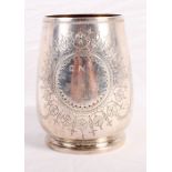 A Victorian silver tankard with engraved decoration, 8.7oz troy approx