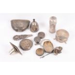 An assortment of scrap silver, 9.8oz troy approx