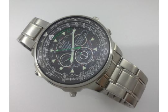 A gents Seiko Sports 150 aviators chronograph watch model 6M23-7000. Multi  function quartz moveme