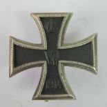 A very good reproduction WW1 German Iron Cross, first class 4.1cm wide.