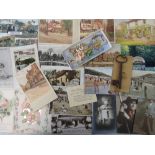 Quantity of 17 sorted vintage postcards