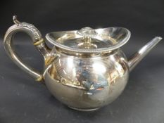 A George III silver teapot. With topend spout. London 1801. Robert and David Hennell. 20ozs