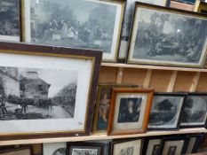 A LARGE COLLECTION OF VARIOUS PRINTS AND ENGRAVINGS